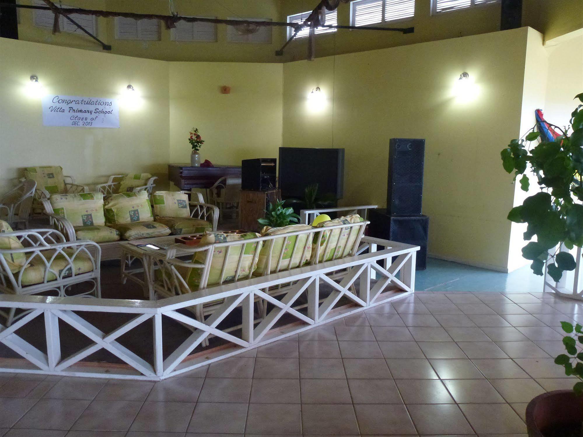Inn La Galleria Five Islands Village Bagian luar foto