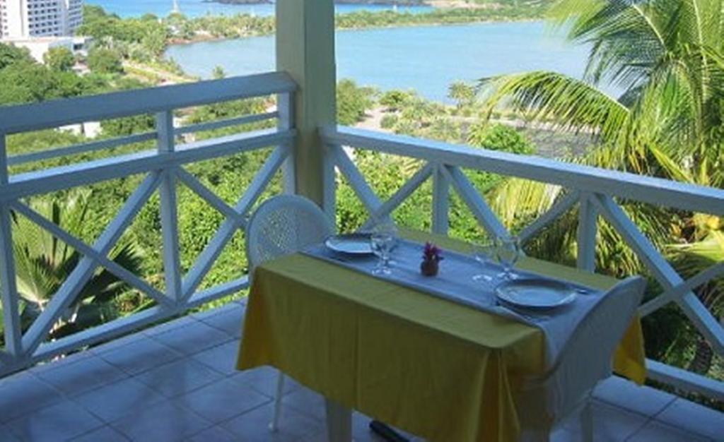Inn La Galleria Five Islands Village Bagian luar foto